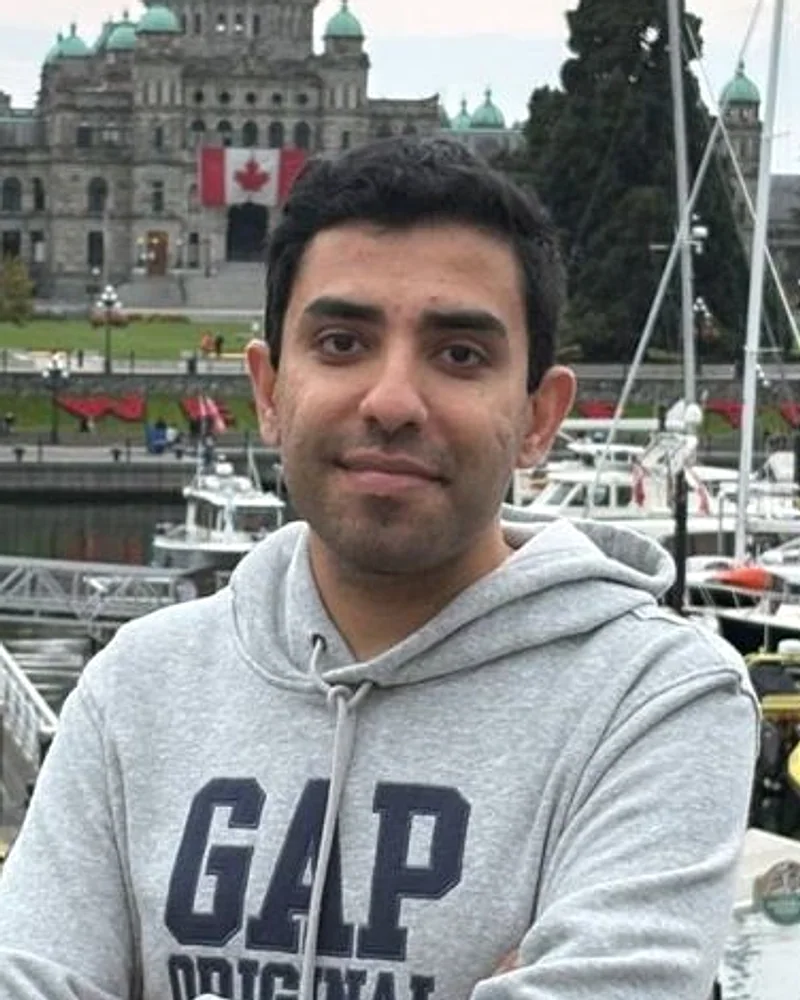Portrait of Mehran Ghafarian Tamizi.